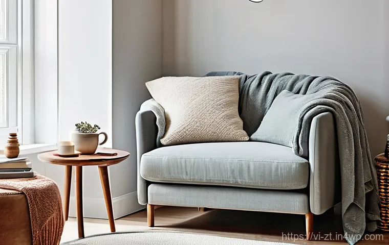 정신적 회복탄력성을 위한 환경 조성하기 - **Prompt:** A cozy and inviting reading nook or personal workstation, meticulously designed to incor... 정신적 회복탄력성을 위한 환경 조성하기 - **Prompt:** A cozy and inviting reading nook or personal workstation, meticulously designed to incor...